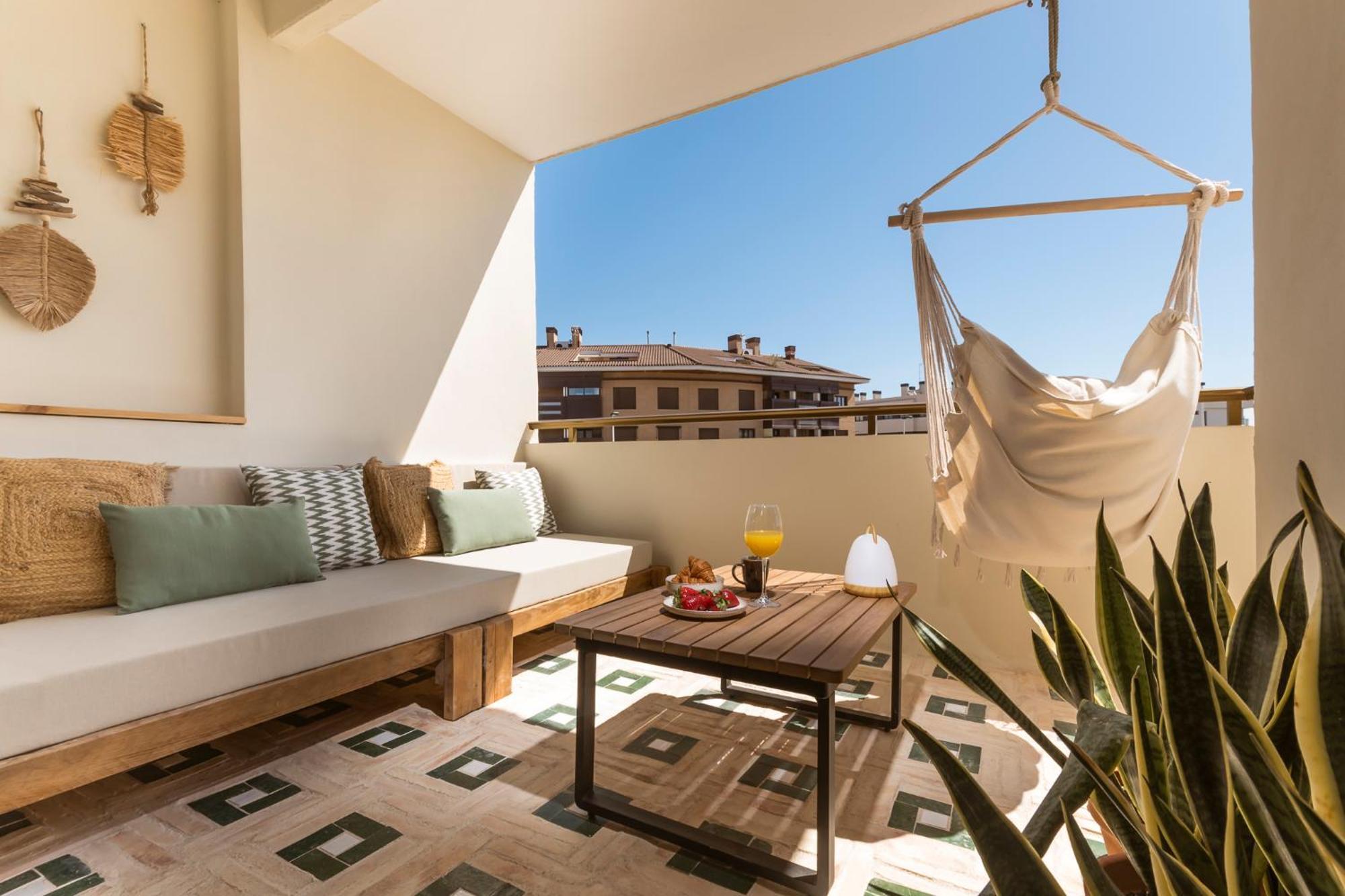 K-Sense By Nuka Homes Platja de Larenal Exterior photo